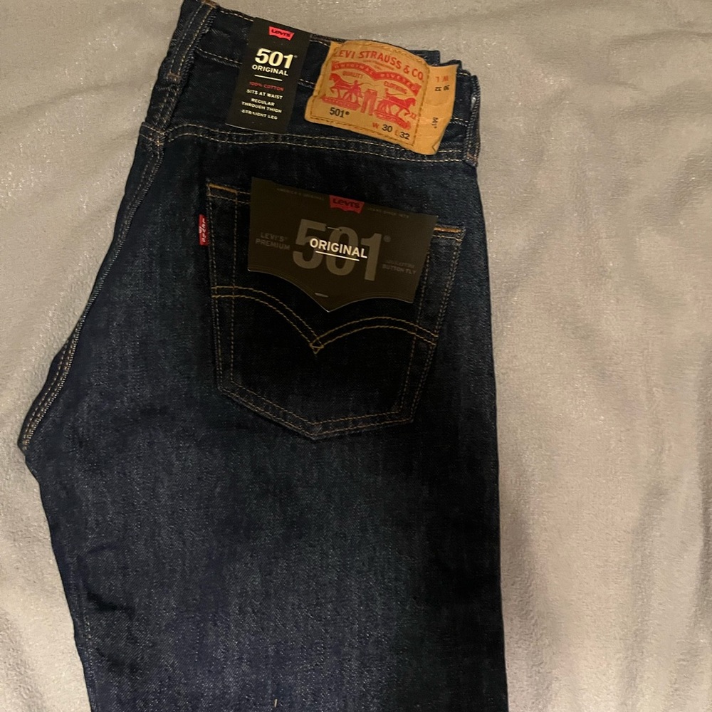 Levi’s 501 Original straight leg jeans, 30 x 32